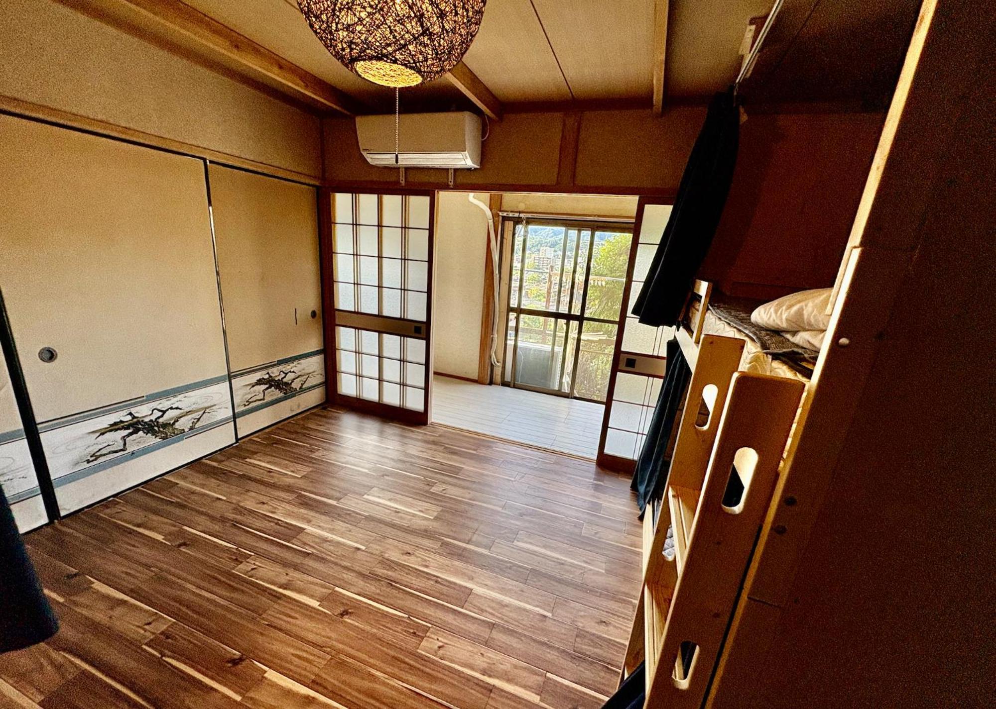 高野山ゲストハウス ラフテル Koyasan Guest House Laugh Tale Hashimoto  Extérieur photo