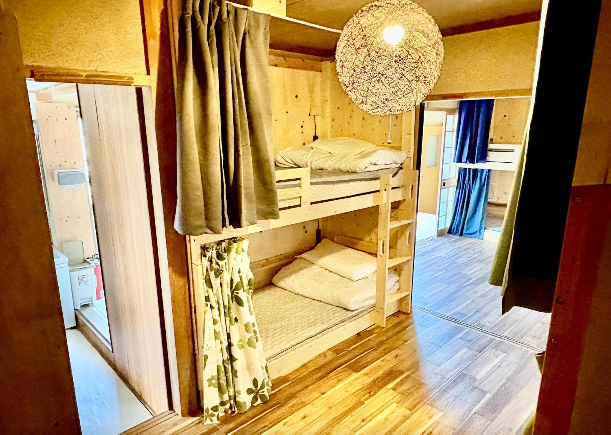 高野山ゲストハウス ラフテル Koyasan Guest House Laugh Tale Hashimoto  Extérieur photo